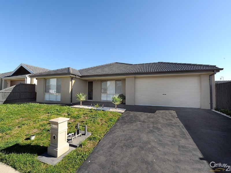 49 Bushranger Boulevard, Cranbourne East VIC 3977