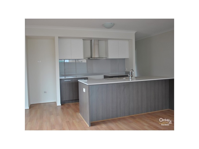 9 Merlin Drive, Cranbourne North VIC 3977