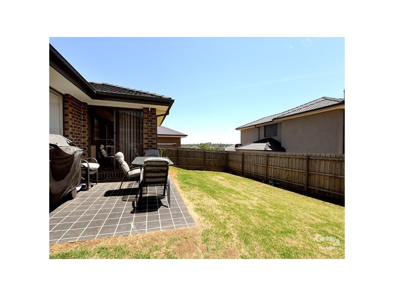 46A Golf Links Road, Berwick VIC 3806