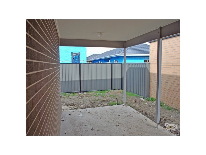 30 Chagall Parade, Clyde North VIC 3978