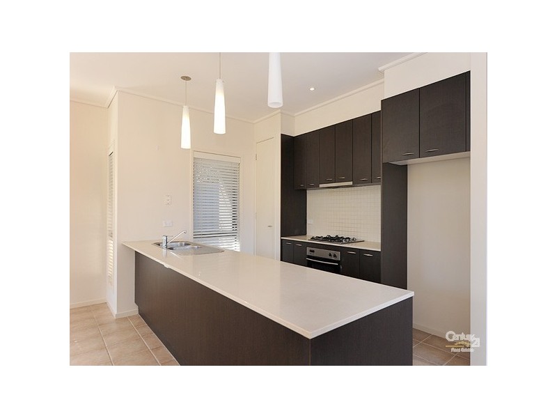 11 Greenhaven Terrace, Berwick VIC 3806