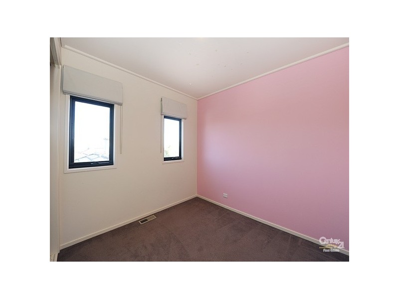 11 Greenhaven Terrace, Berwick VIC 3806