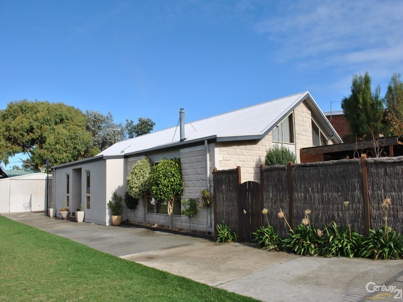 21 Surfers Drive, Cape Woolamai VIC 3925