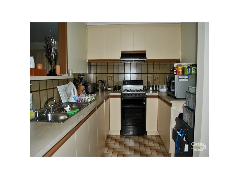 2/14 Wallowa Crescent, Narre Warren VIC 3805