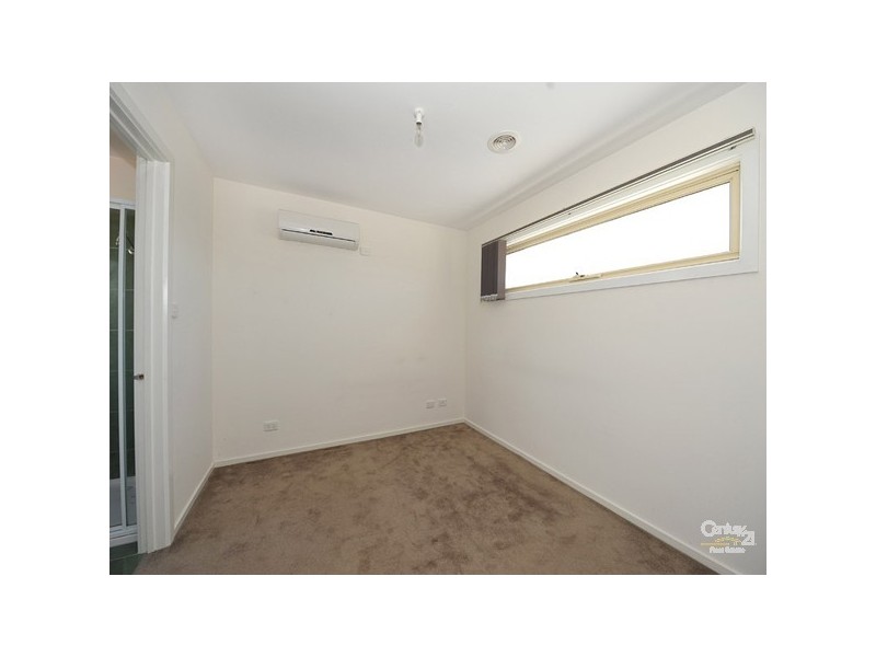 2/54  Boyd Street, Dandenong North VIC 3175