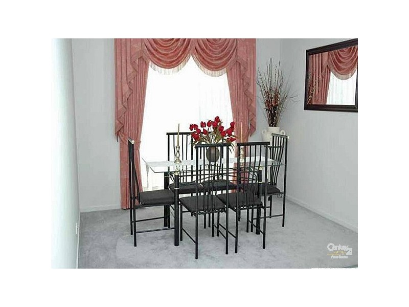 9 Mowbray Court, Berwick VIC 3806