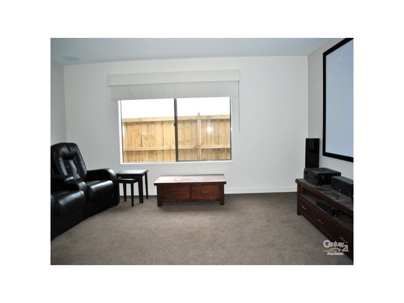 15 Trickett Street, Clyde VIC 3978