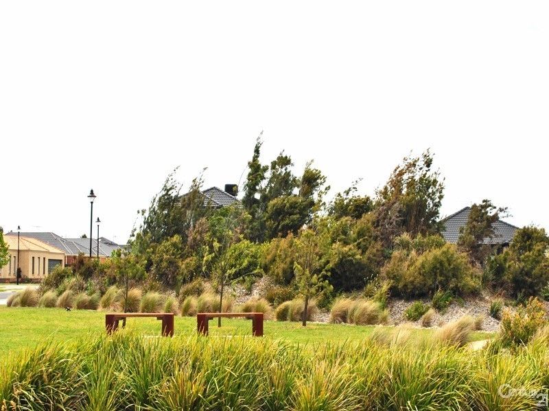 36 Darwin Way, Pakenham VIC 3810