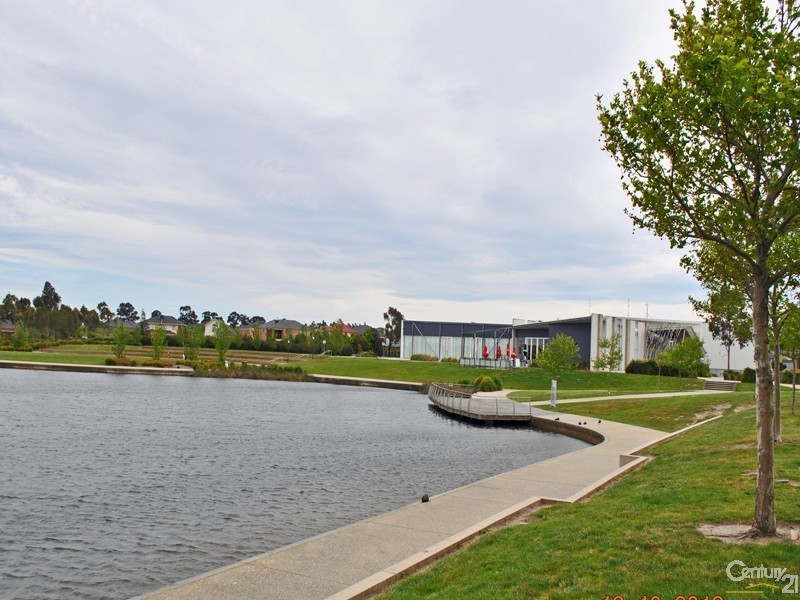 36 Darwin Way, Pakenham VIC 3810