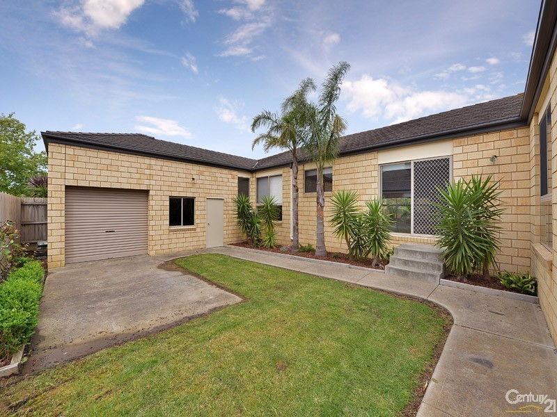 51 Wood Road, Narre Warren South VIC 3805