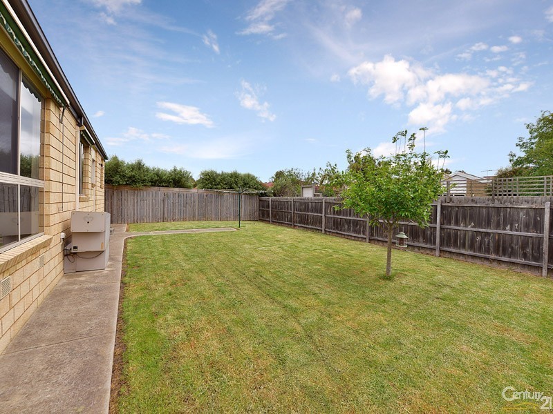 51 Wood Road, Narre Warren South VIC 3805