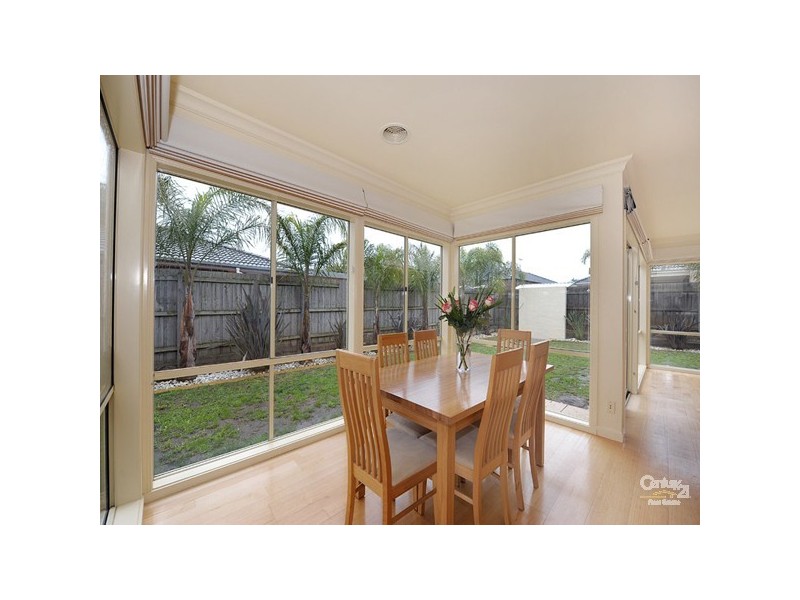 54 Seebeck Drive, Narre Warren South VIC 3805