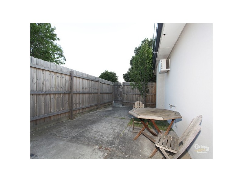 1/15 Sweeney Drive, Narre Warren VIC 3805