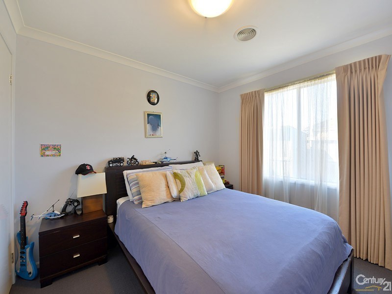 23 Meadowlands Way, Berwick VIC 3806