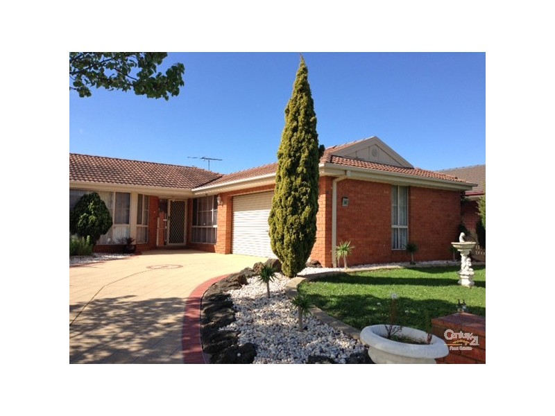 36 Cobblestone Avenue, Narre Warren South VIC 3805