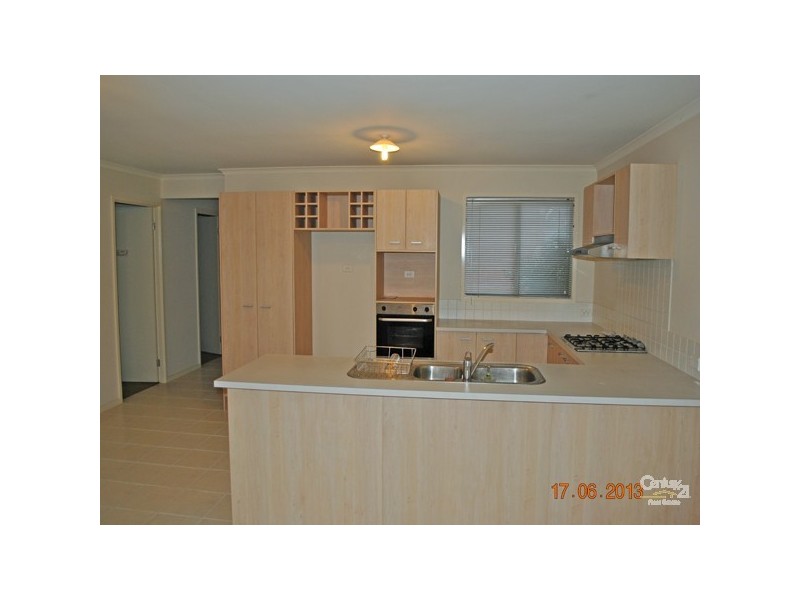 16 Ashcroft Close, Hallam VIC 3803