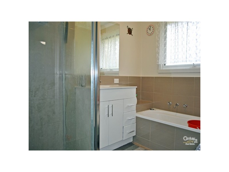 55 Shetland Street, Endeavour Hills VIC 3802