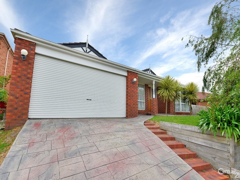 15 Janson Close, Narre Warren South VIC 3805