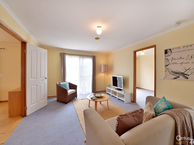 15 Janson Close, Narre Warren South VIC 3805