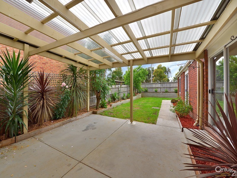 15 Janson Close, Narre Warren South VIC 3805