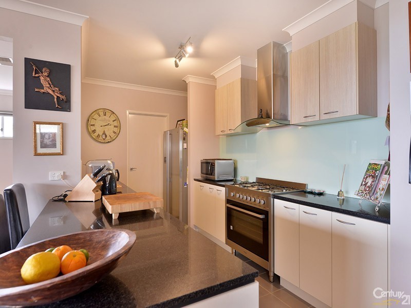 54 Park Orchard Drive, Pakenham VIC 3810