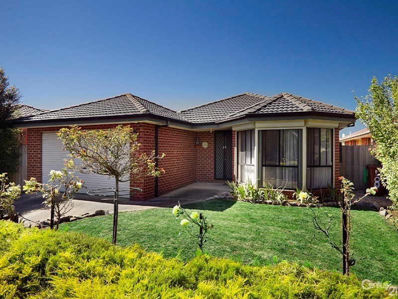 8 Shaftsbury Avenue, Berwick VIC 3806