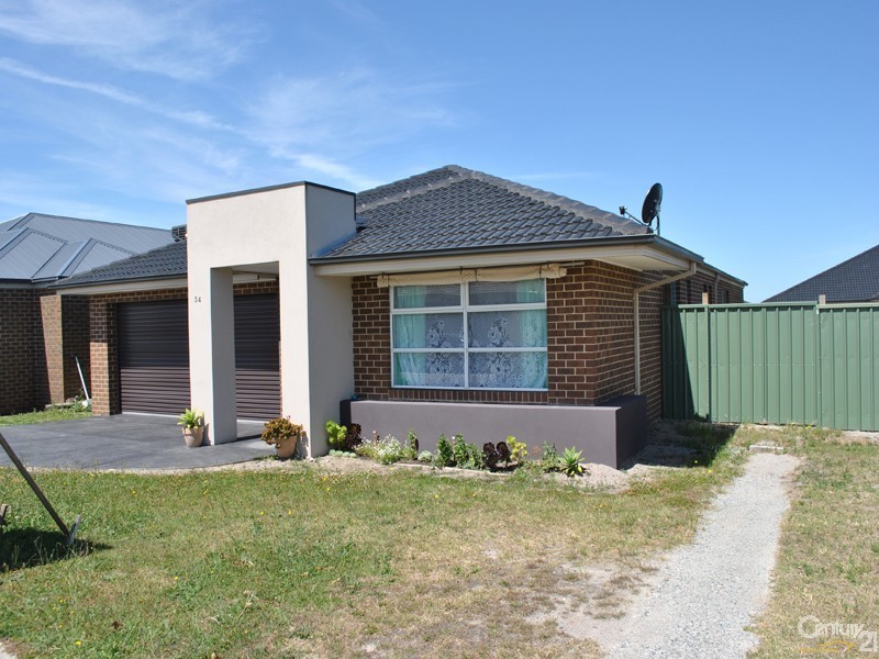 34 Beechtree Way, Cranbourne North VIC 3977