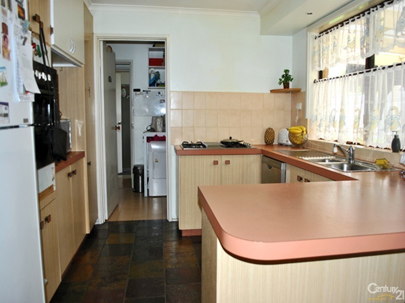 55 Shetland Street, Endeavour Hills VIC 3802