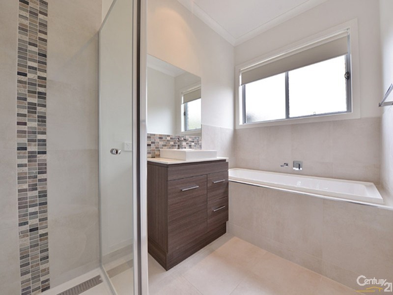 3/29 Chase Boulevard, Berwick VIC 3806