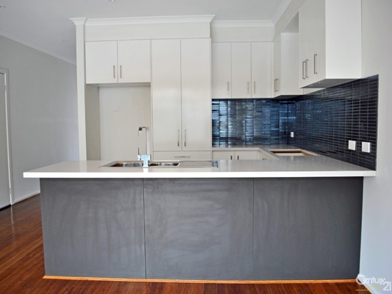 2/29 Chase Boulevard, Berwick VIC 3806