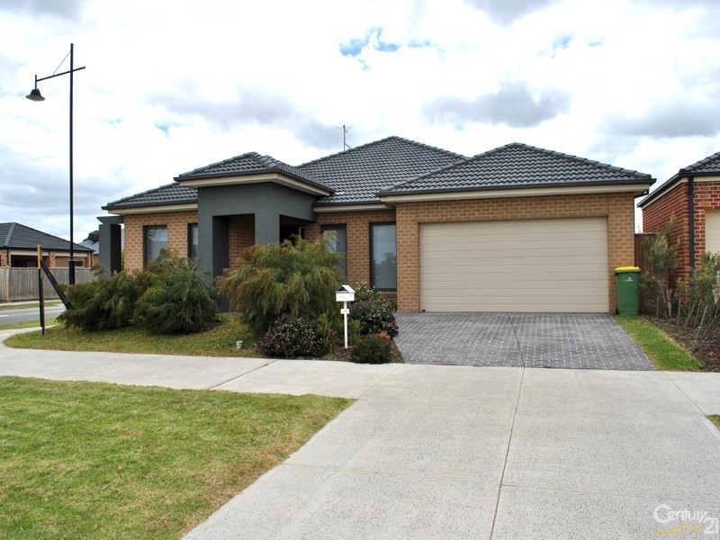 89 Arena Parade, Officer VIC 3809