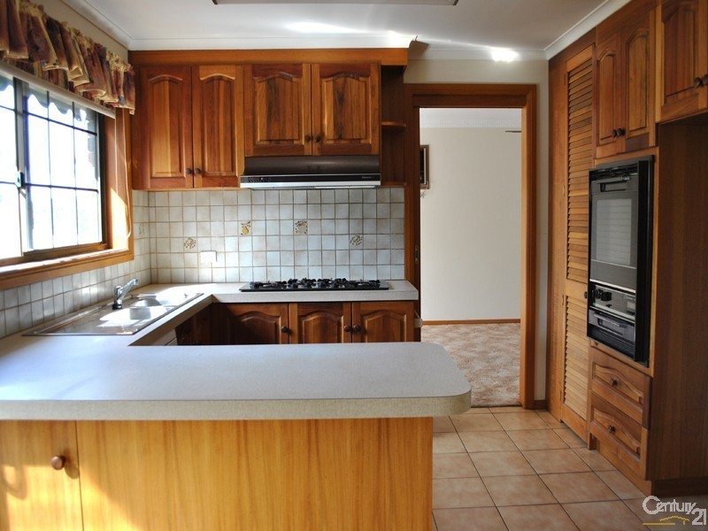 2/31 Wilson Street, Berwick VIC 3806