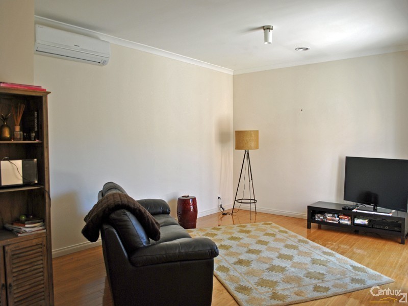 4/42-44 Inglis Road, Berwick VIC 3806