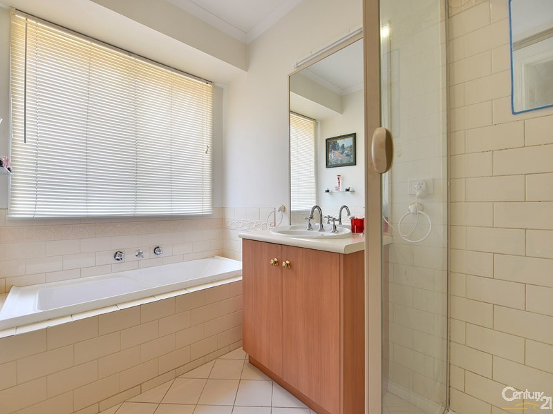 72 Littlecroft Avenue, Narre Warren South VIC 3805