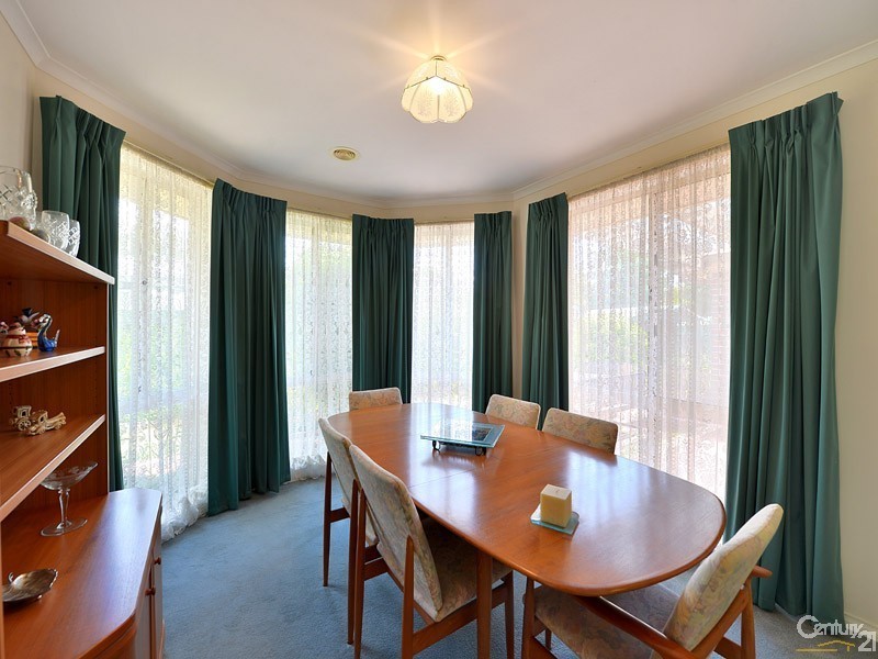 10 Highcliff Court, Narre Warren South VIC 3805