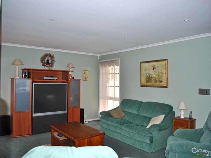 153  Mansfield Street, Berwick VIC 3806