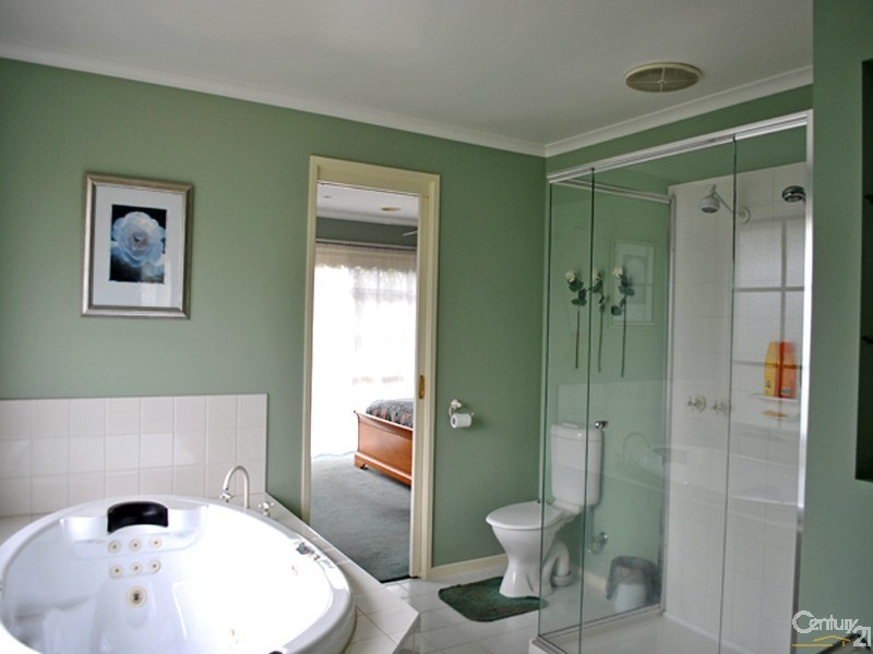 153  Mansfield Street, Berwick VIC 3806