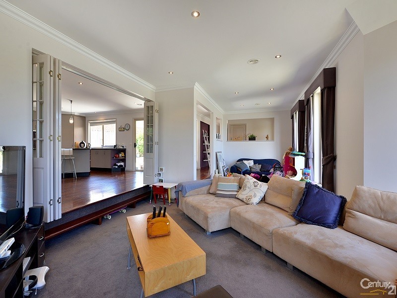 1 Kingsmill Terrace, Berwick VIC 3806