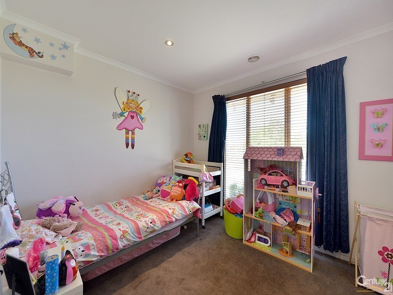 1 Kingsmill Terrace, Berwick VIC 3806