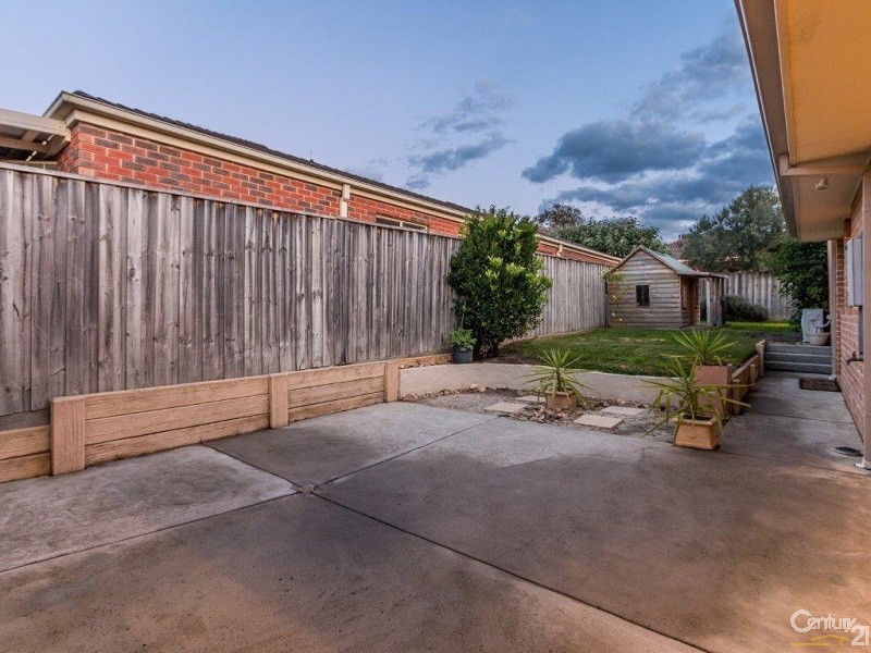 1 Kingsmill Terrace, Berwick VIC 3806