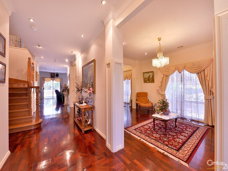 37 Berwick Springs Promenade, Narre Warren South VIC 3805