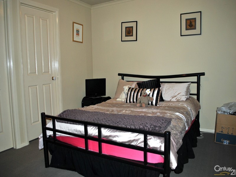 48 Kendall Drive, Narre Warren VIC 3805