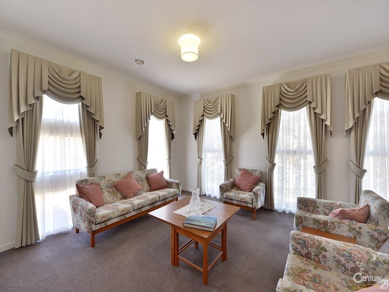 13 Saul Avenue, Berwick VIC 3806