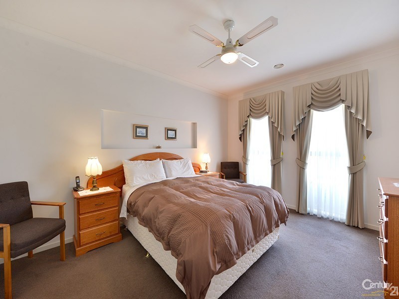 13 Saul Avenue, Berwick VIC 3806