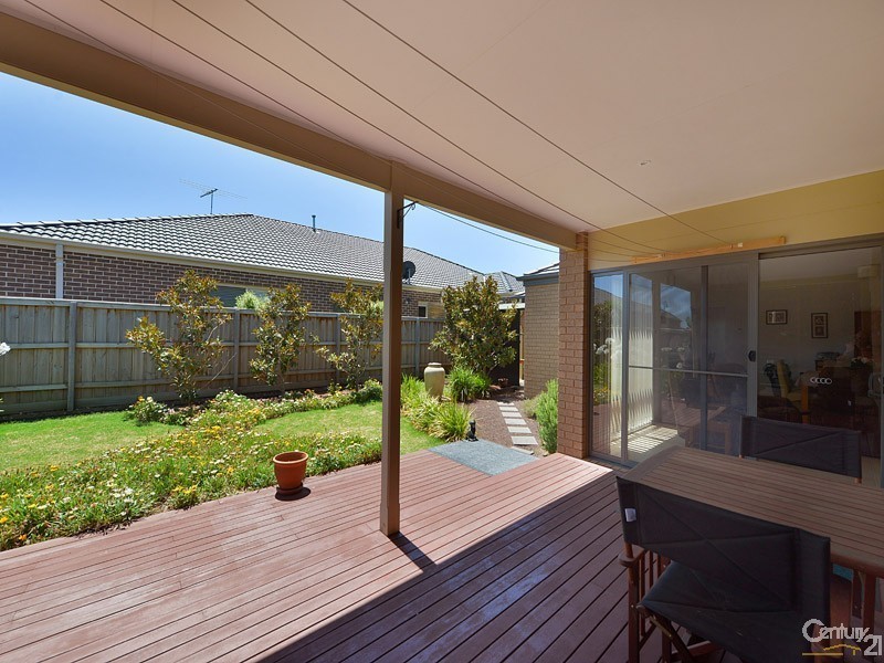 13 Saul Avenue, Berwick VIC 3806