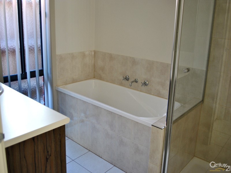 9 Banfield Place, Lyndhurst VIC 3975