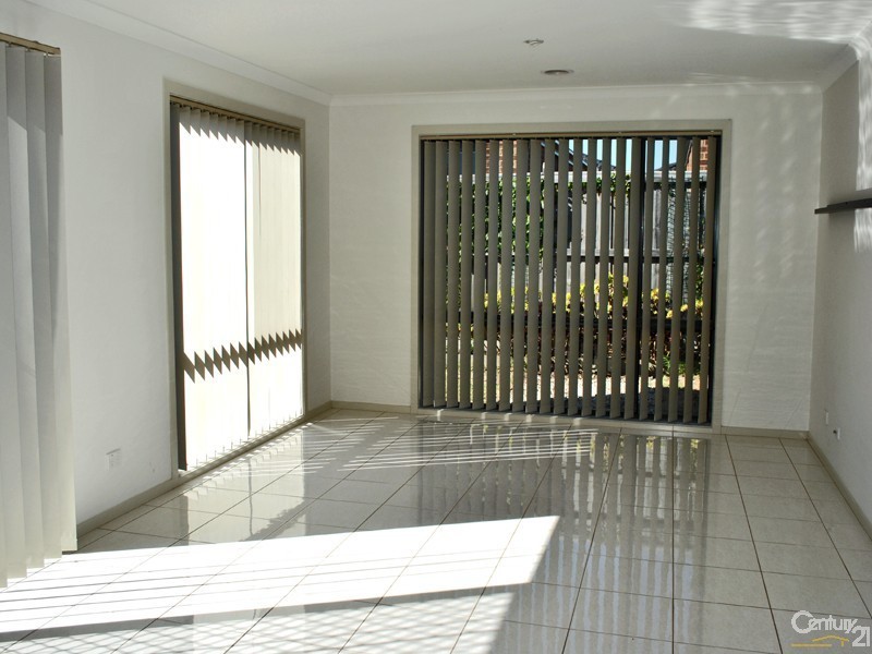 9 Banfield Place, Lyndhurst VIC 3975