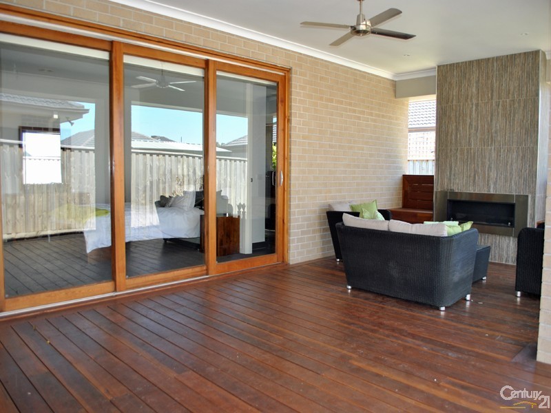 6  Grasslands Crescent, Officer VIC 3809