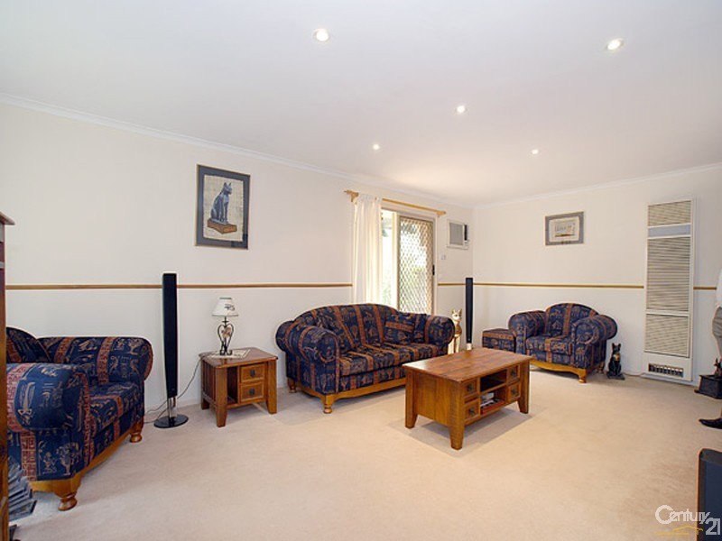 23 Sharpe Court, Berwick VIC 3806