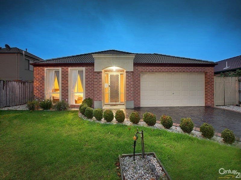 47 Kershaw Drive, Narre Warren South VIC 3805